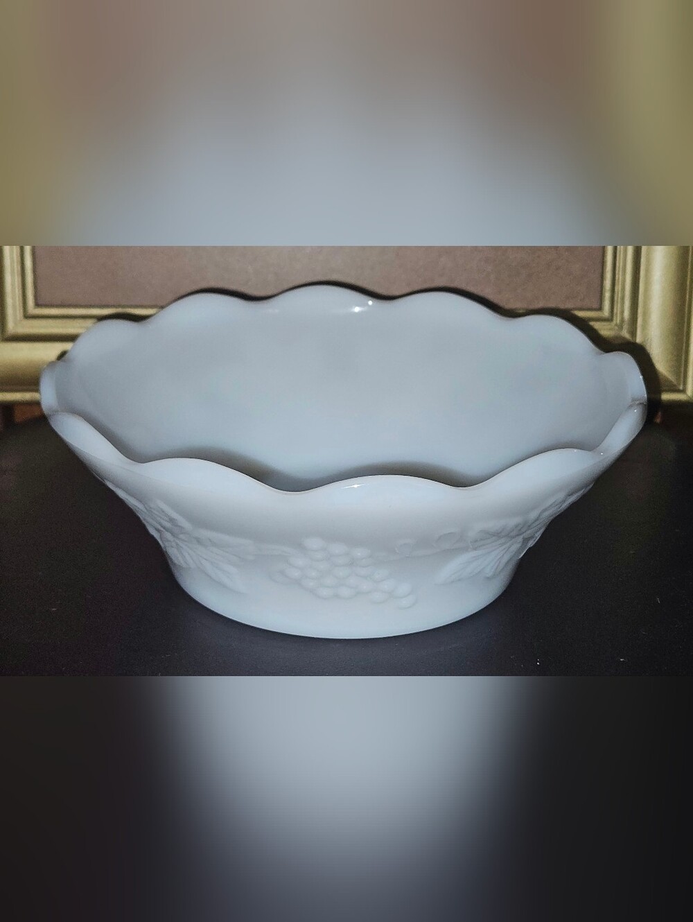 Vintage Westmoreland Paneled Grape Milk Glass Bowl w Grape & Leaf Motif